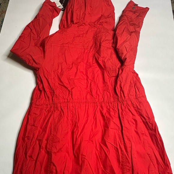 Red Jacket - Picture 5 of 9